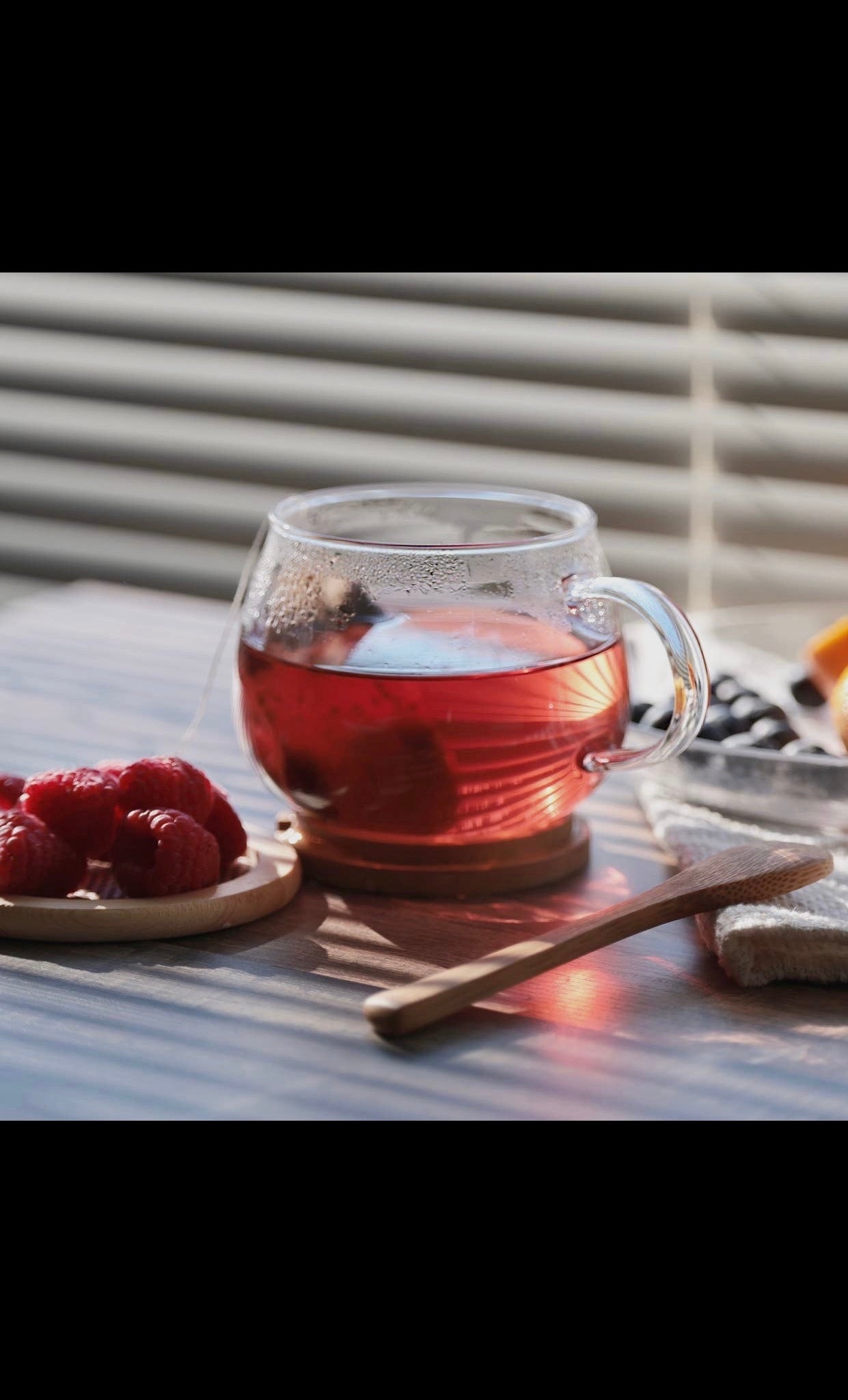 Glass Cup (w/spoon & lid)