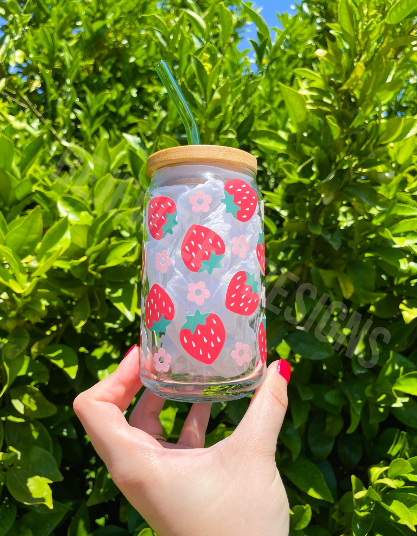 Strawberry Mama Beer Can