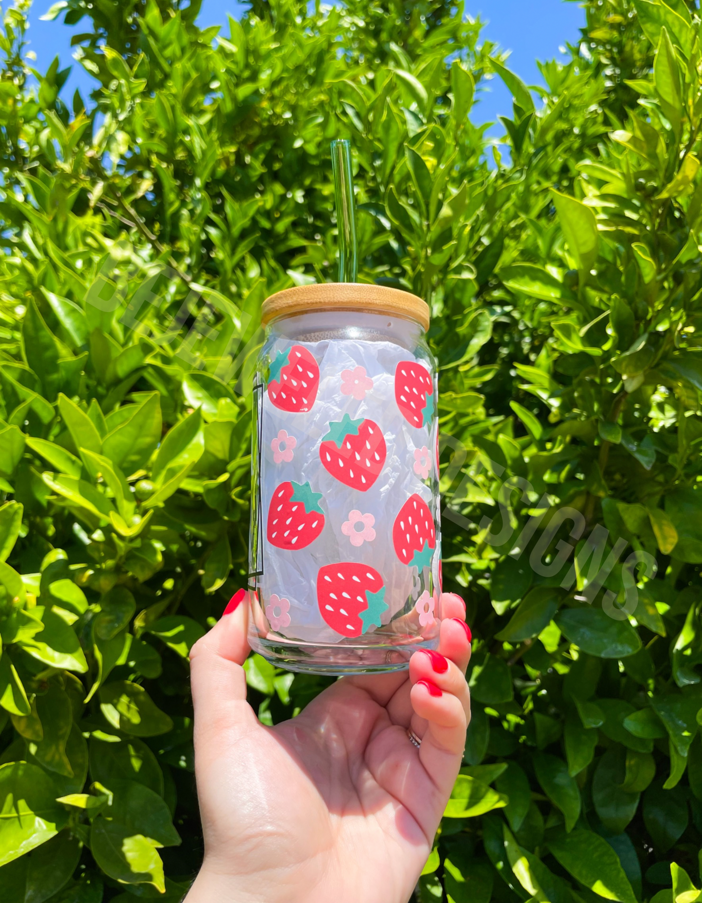 Strawberry Mama Beer Can